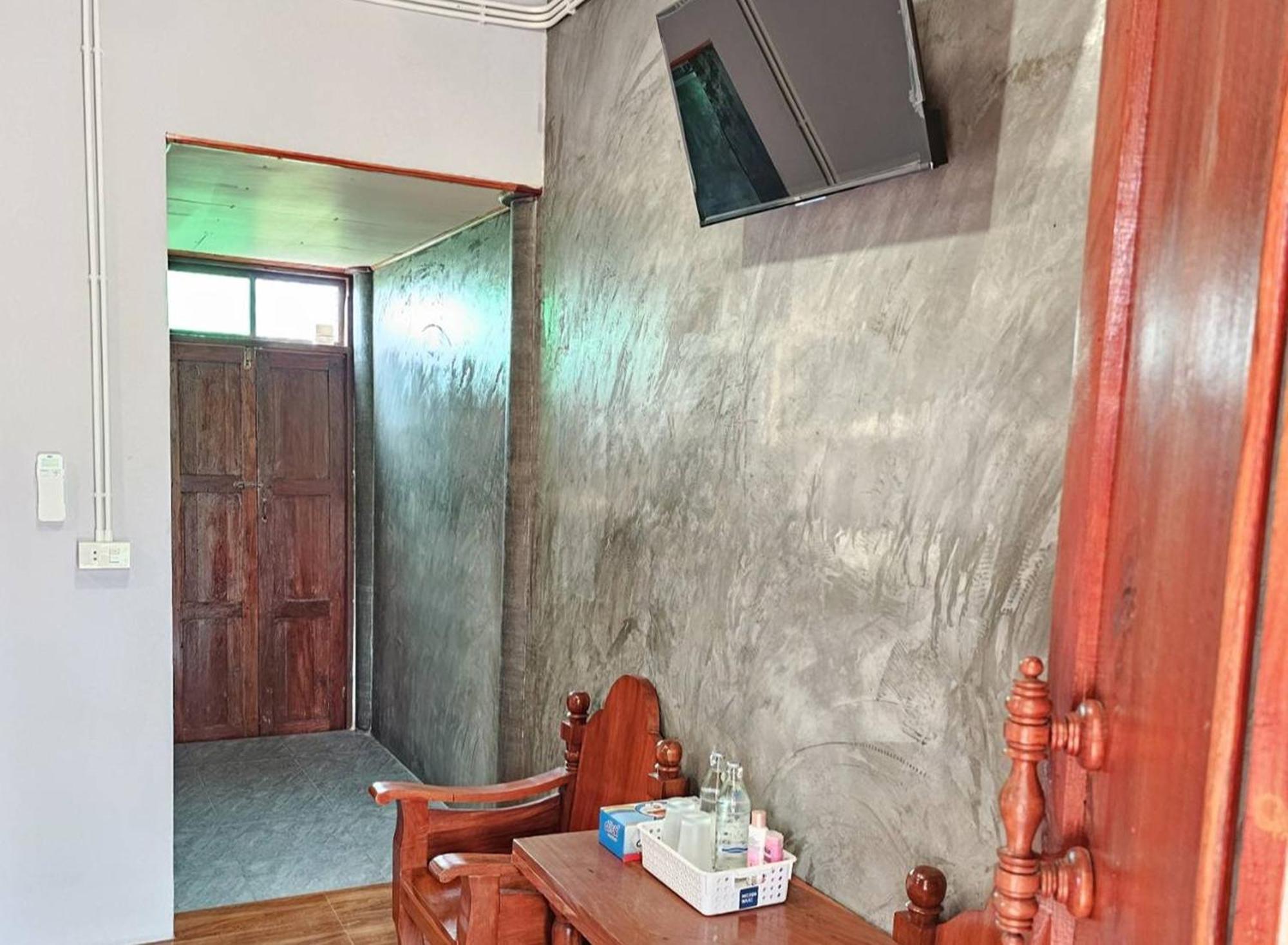 Nipatra Homestay Bangkok Eksteriør billede